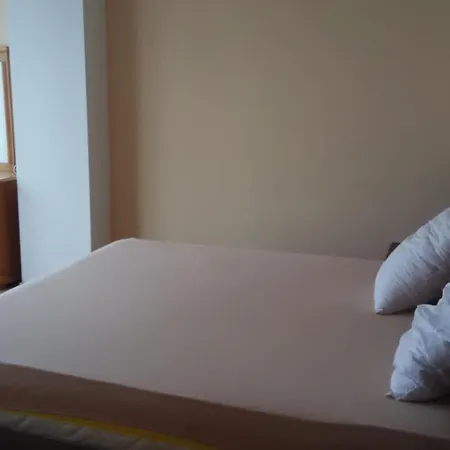 Apartment Lux Summerland Mamaia *